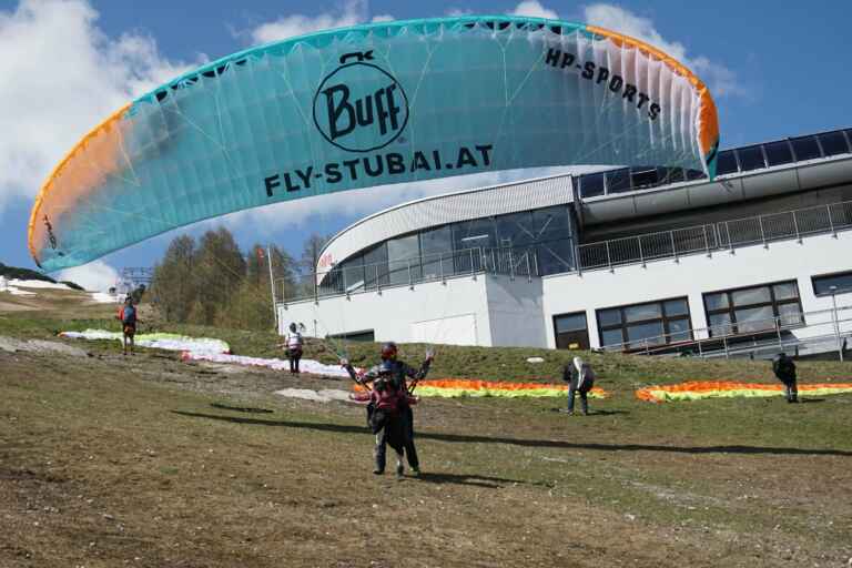 Tandem Paragliding im Stubaital mit Fly Stubai