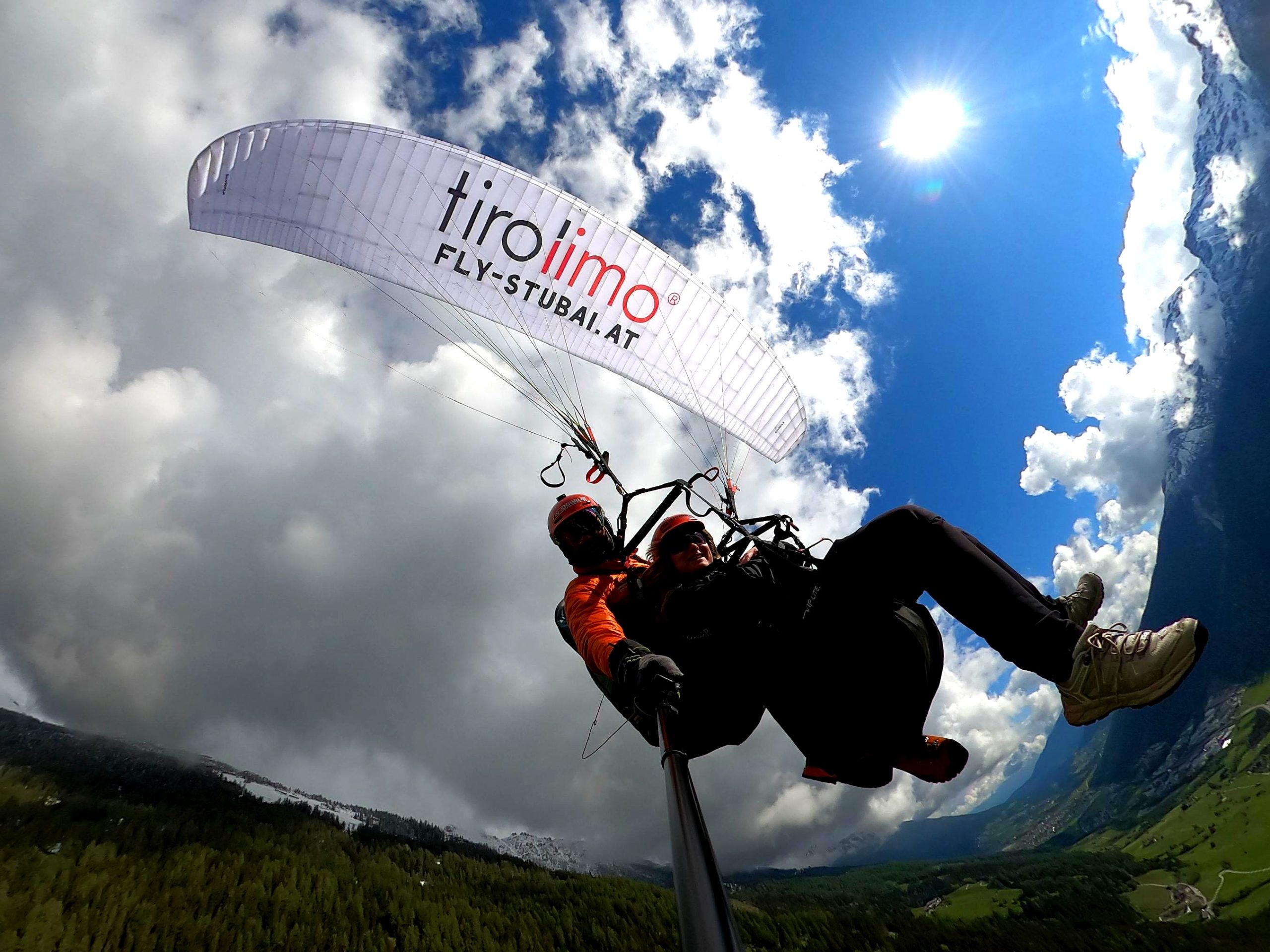 Morgenflug Tandem-Paragliding Stubaital